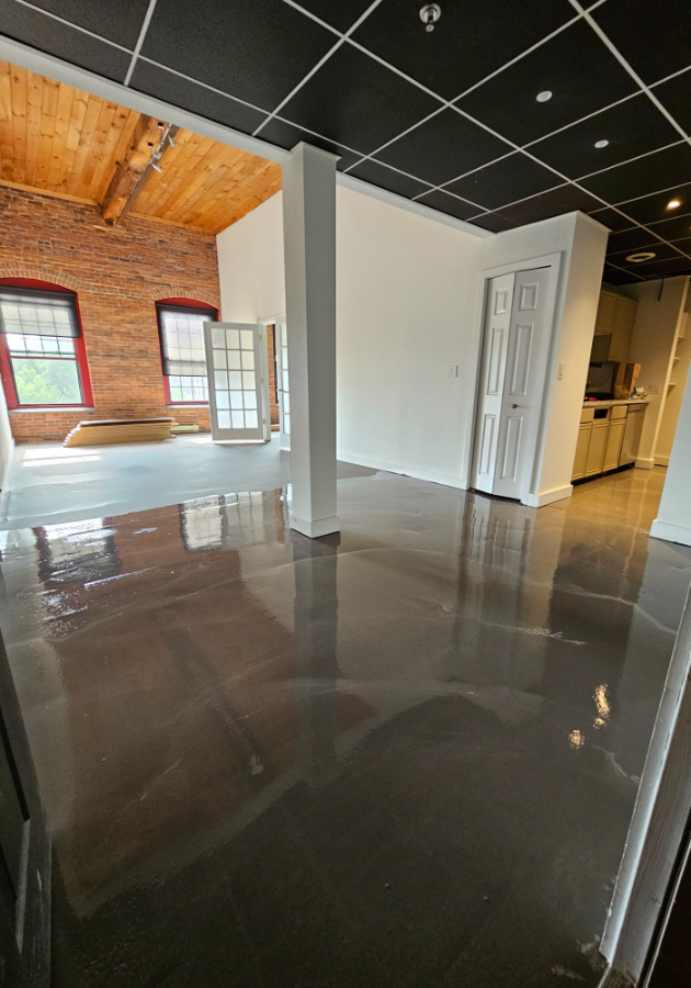 Concrete leveling in the room.